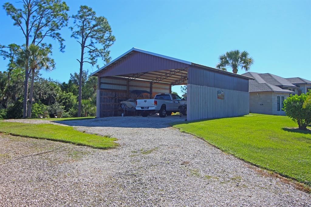 For Sale: $799,900 (3 beds, 2 baths, 2148 Square Feet)