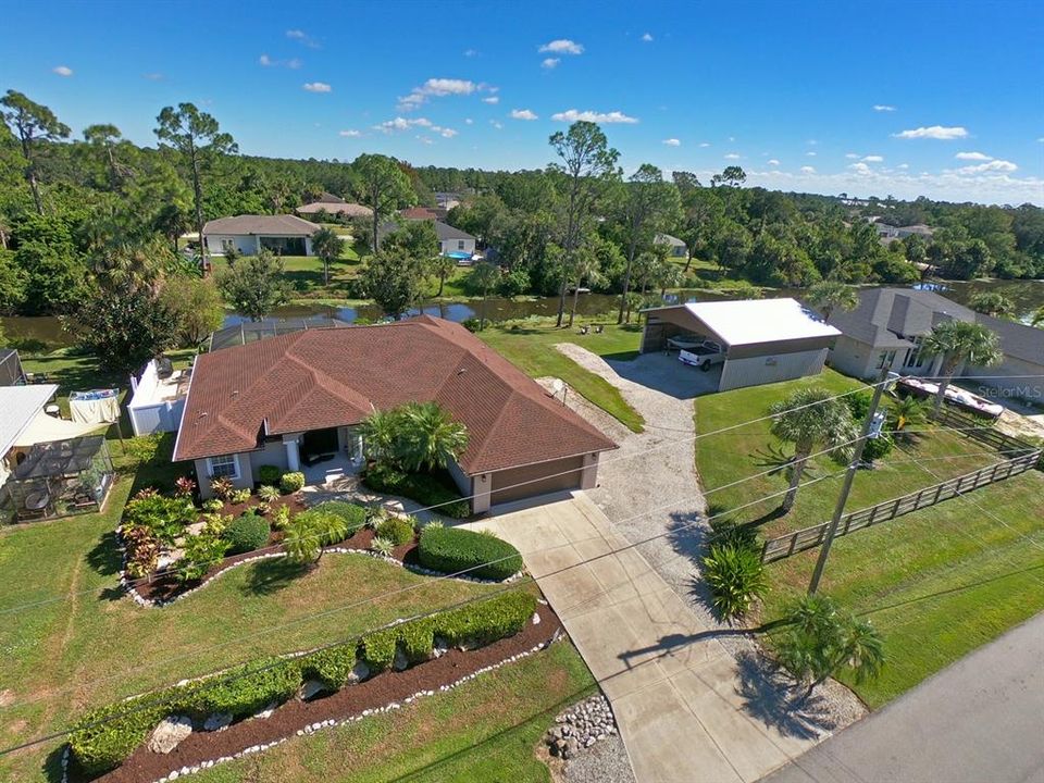 For Sale: $799,900 (3 beds, 2 baths, 2148 Square Feet)