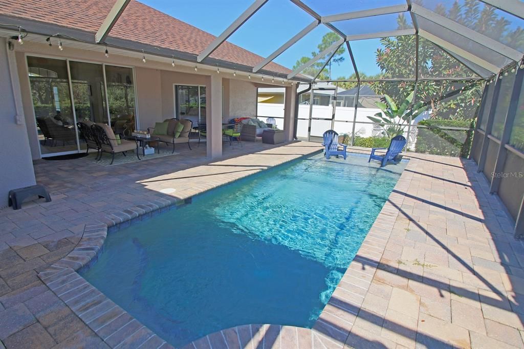 For Sale: $799,900 (3 beds, 2 baths, 2148 Square Feet)