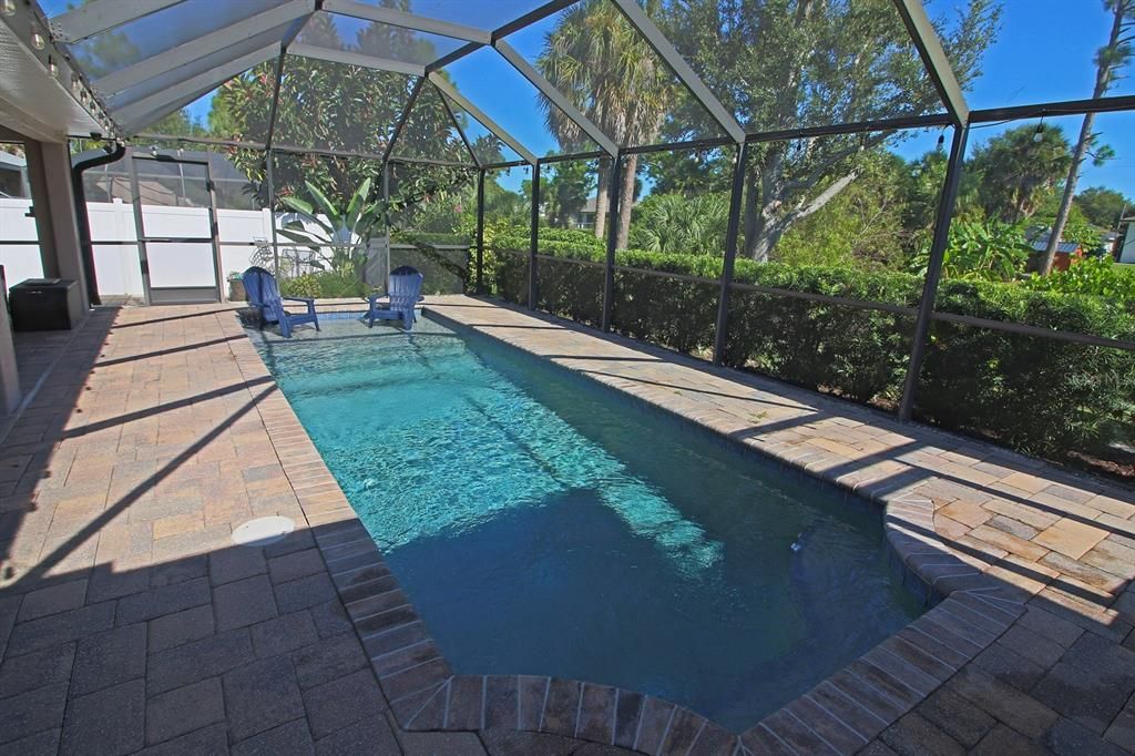 For Sale: $799,900 (3 beds, 2 baths, 2148 Square Feet)