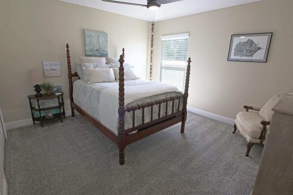 For Sale: $799,900 (3 beds, 2 baths, 2148 Square Feet)