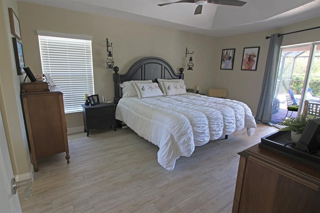 For Sale: $799,900 (3 beds, 2 baths, 2148 Square Feet)