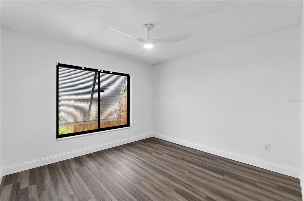 待售: $299,000 (3 贝兹, 2 浴室, 1344 平方英尺)