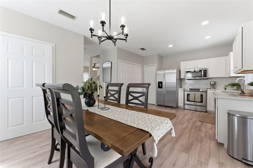 For Sale: $299,900 (3 beds, 2 baths, 1343 Square Feet)