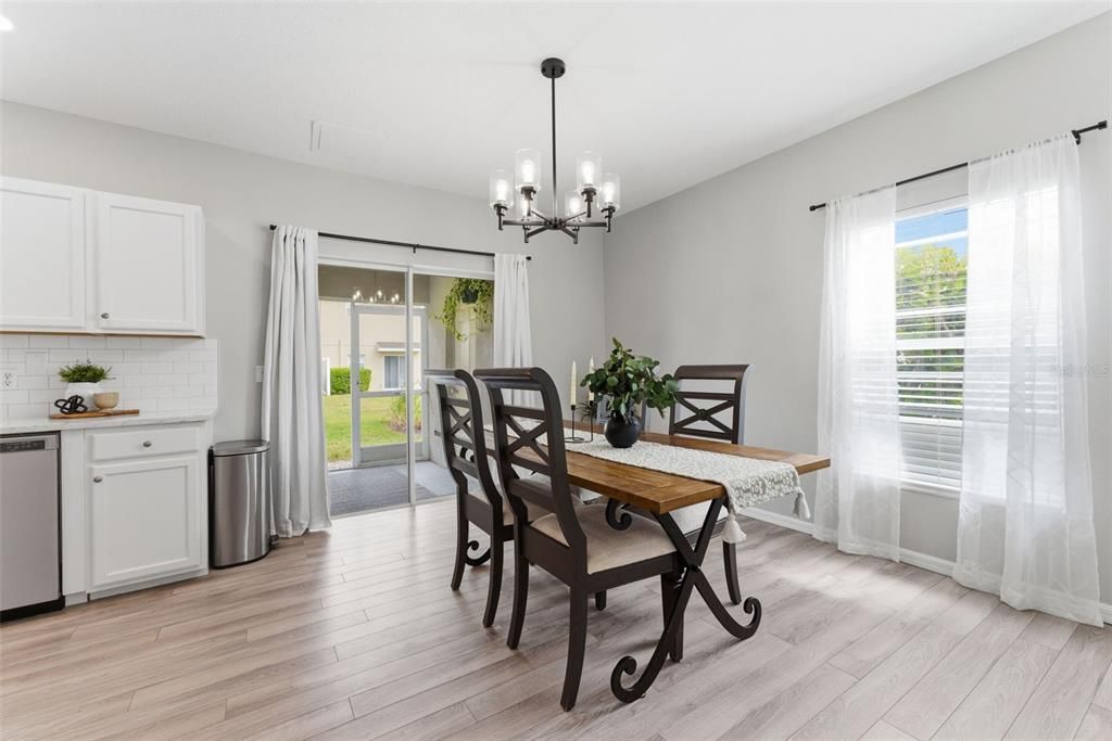 For Sale: $299,900 (3 beds, 2 baths, 1343 Square Feet)