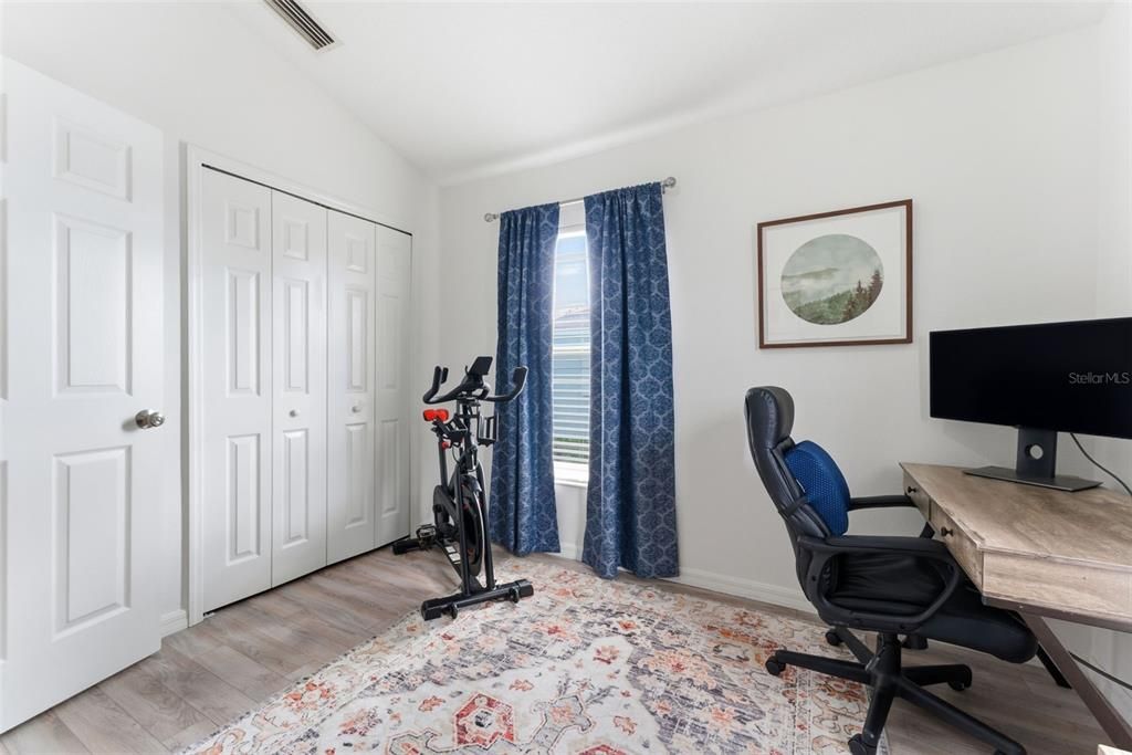 For Sale: $299,900 (3 beds, 2 baths, 1343 Square Feet)