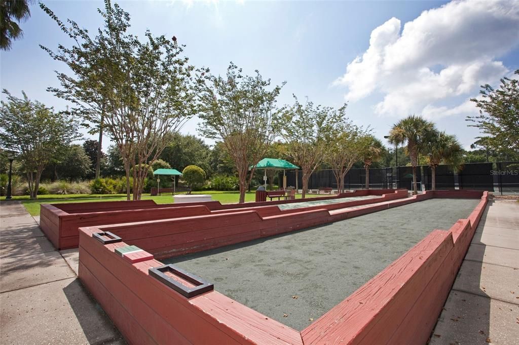 待售: $248,000 (0.92 acres)