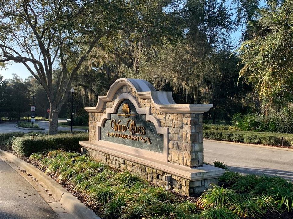 待售: $248,000 (0.92 acres)