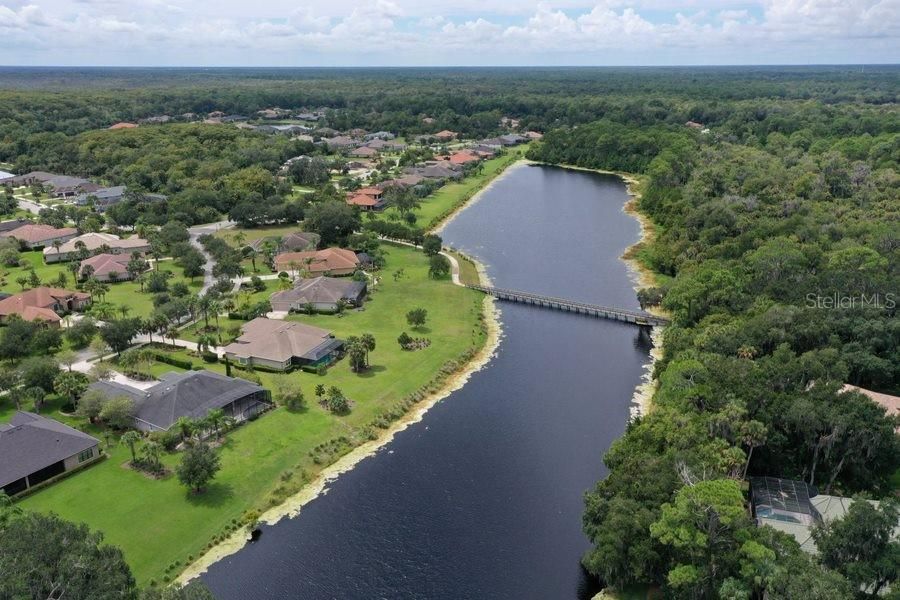 待售: $248,000 (0.92 acres)