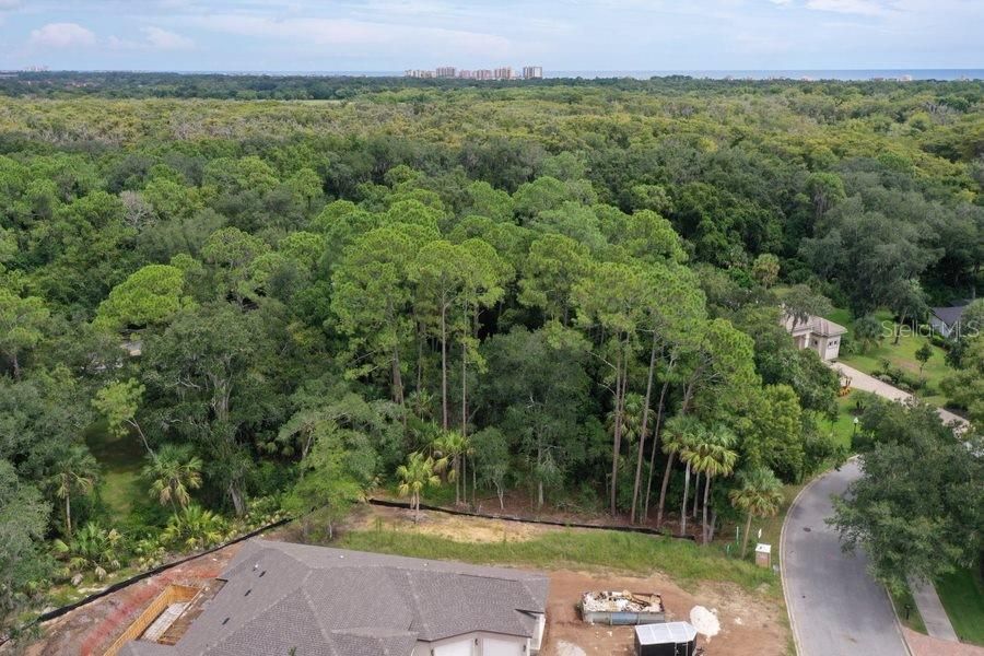 待售: $248,000 (0.92 acres)