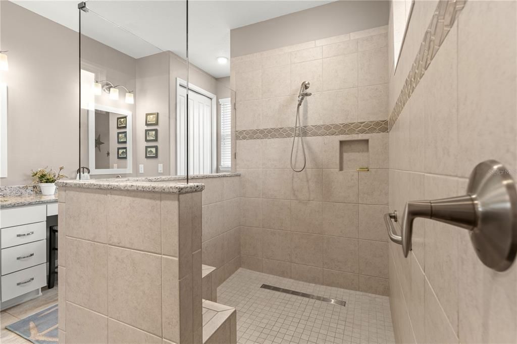 待售: $584,900 (3 贝兹, 3 浴室, 2183 平方英尺)