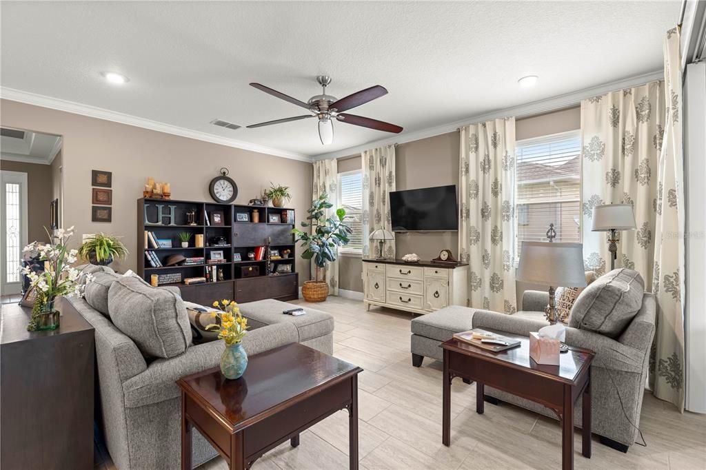 待售: $584,900 (3 贝兹, 3 浴室, 2183 平方英尺)