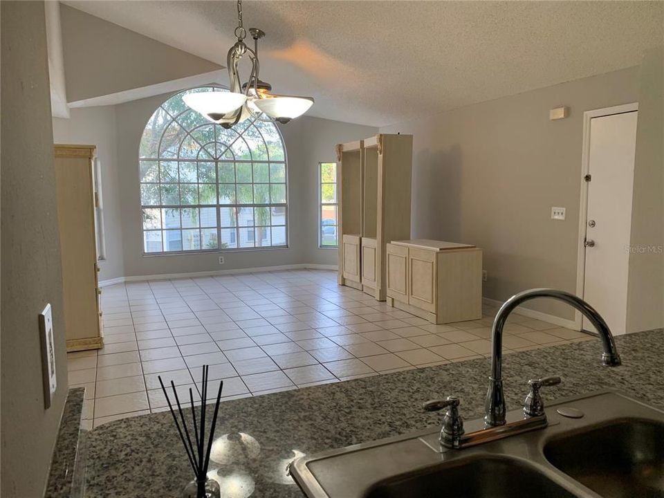 В аренду: $1,500 (3 спален, 2 ванн, 1220 Квадратных фут)