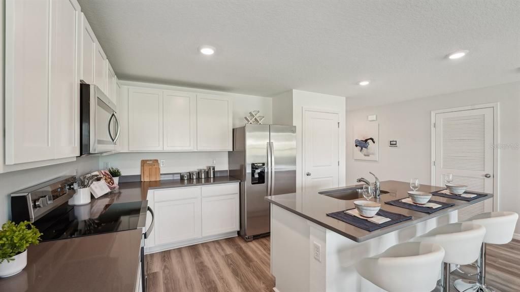 En Venta: $279,990 (4 camas, 2 baños, 1498 Pies cuadrados)