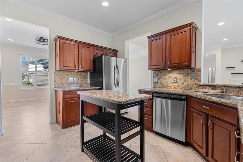 En Venta: $418,900 (3 camas, 2 baños, 2258 Pies cuadrados)