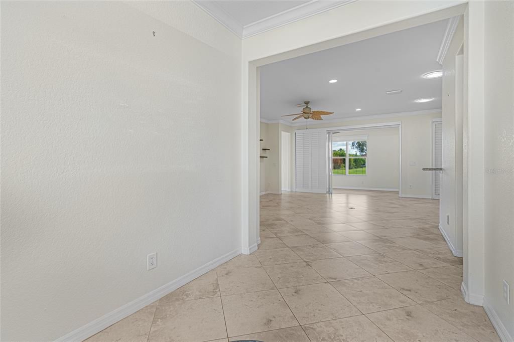 En Venta: $418,900 (3 camas, 2 baños, 2258 Pies cuadrados)