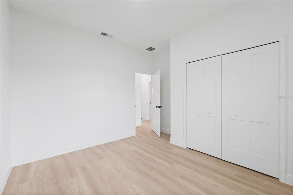 For Sale: $310,000 (4 beds, 2 baths, 1751 Square Feet)