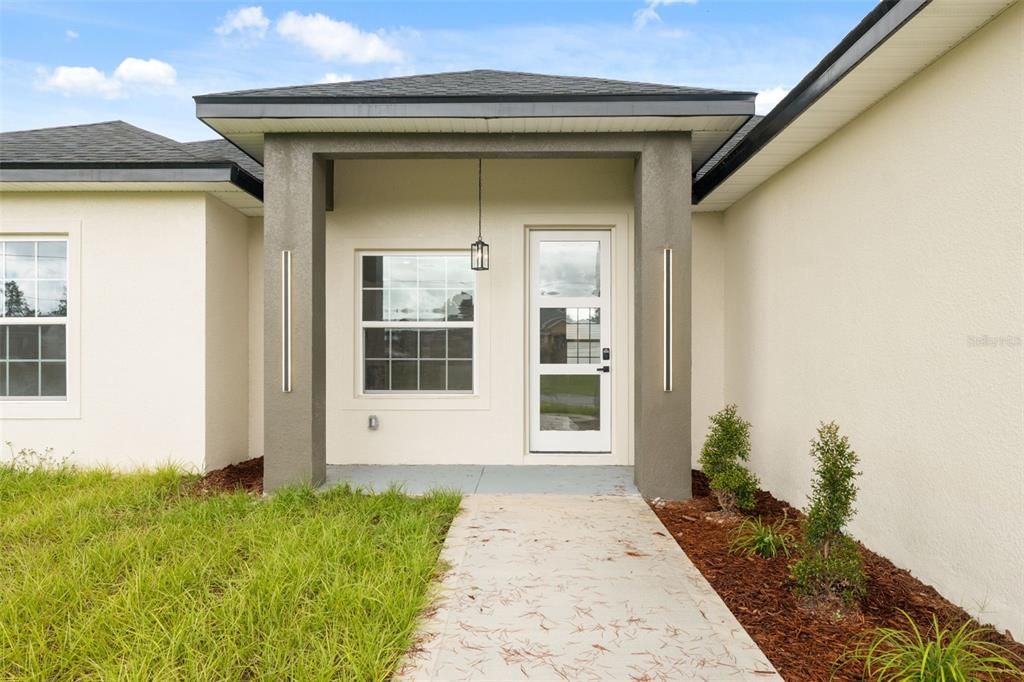 For Sale: $310,000 (4 beds, 2 baths, 1751 Square Feet)