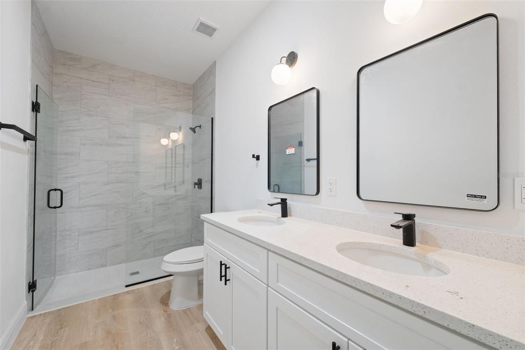 For Sale: $310,000 (4 beds, 2 baths, 1751 Square Feet)