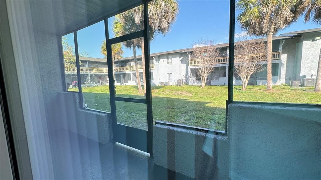 出租: $1,500 (1 贝兹, 1 浴室, 756 平方英尺)