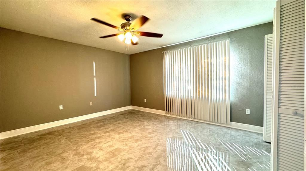 出租: $1,500 (1 贝兹, 1 浴室, 756 平方英尺)