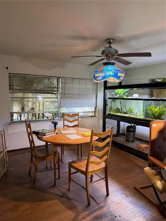 For Sale: $315,000 (3 beds, 2 baths, 1308 Square Feet)