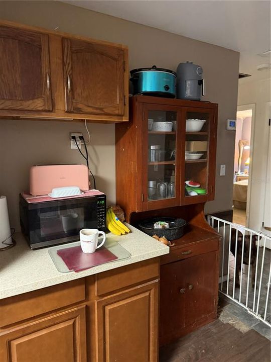 For Sale: $315,000 (3 beds, 2 baths, 1308 Square Feet)