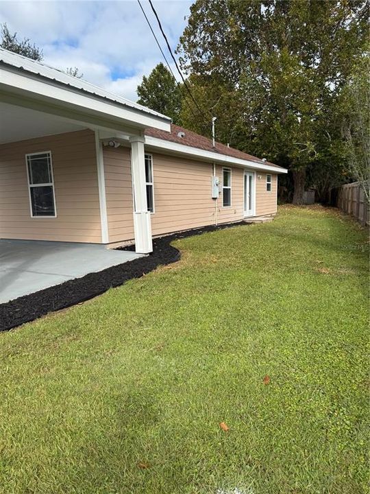 For Sale: $244,900 (3 beds, 2 baths, 1356 Square Feet)