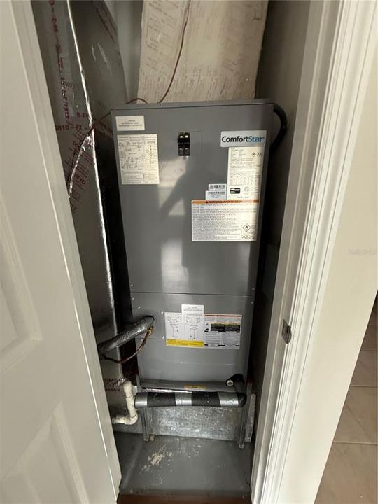 For Sale: $244,900 (3 beds, 2 baths, 1356 Square Feet)