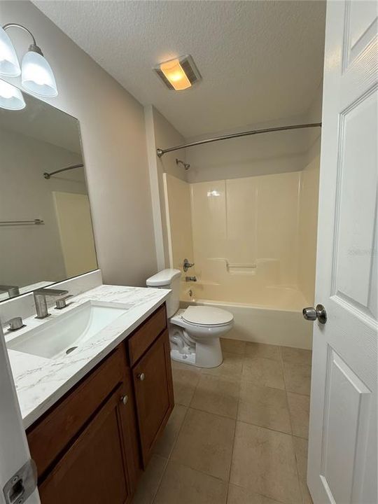 For Sale: $244,900 (3 beds, 2 baths, 1356 Square Feet)