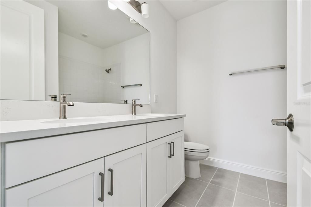 For Sale: $777,999 (5 beds, 4 baths, 3317 Square Feet)