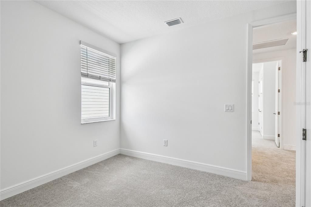 For Sale: $777,999 (5 beds, 4 baths, 3317 Square Feet)