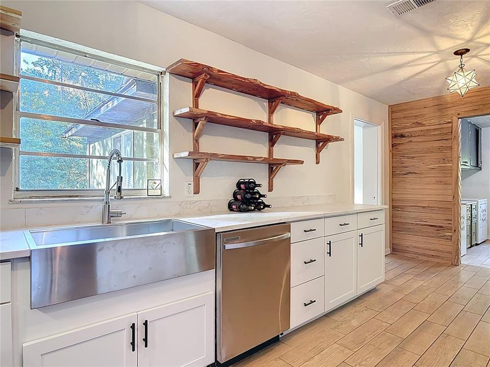 En Venta: $275,000 (3 camas, 1 baños, 1584 Pies cuadrados)