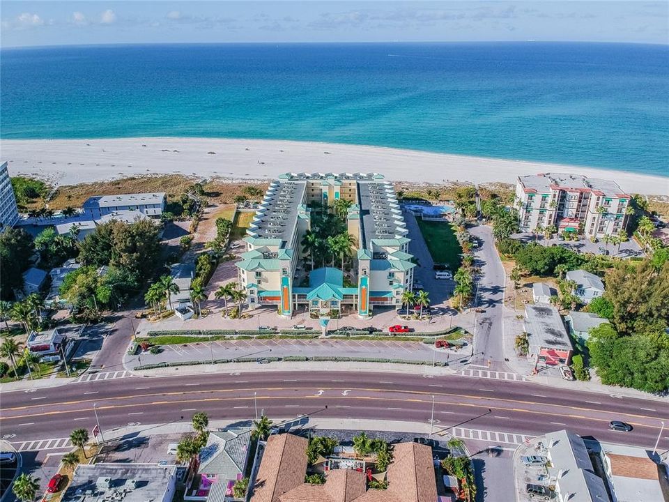 待售: $725,000 (2 贝兹, 2 浴室, 870 平方英尺)