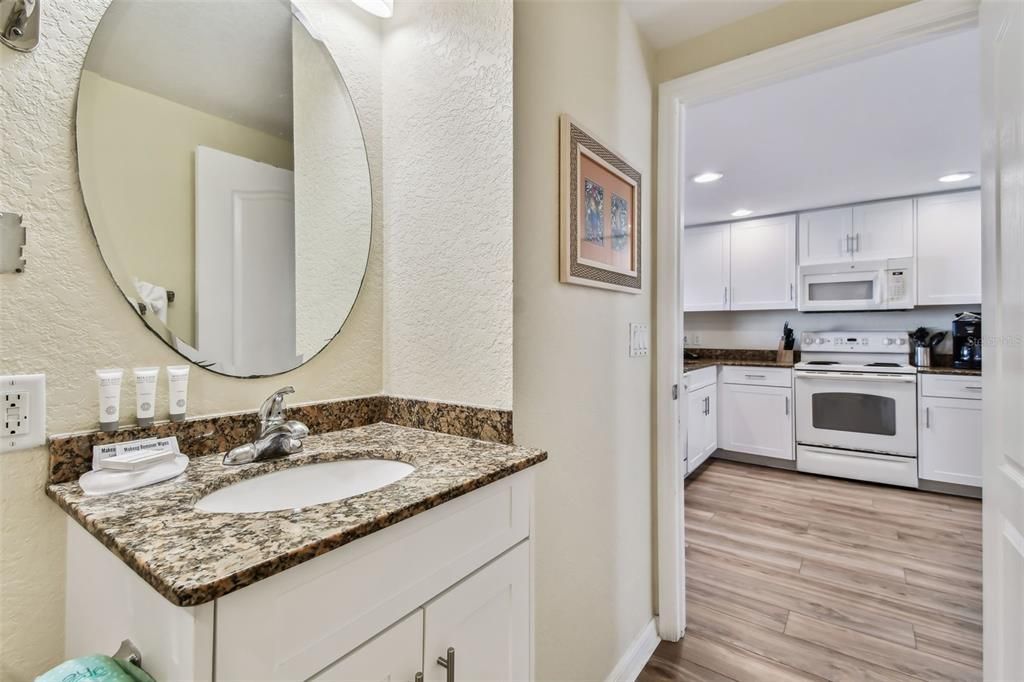 待售: $725,000 (2 贝兹, 2 浴室, 870 平方英尺)