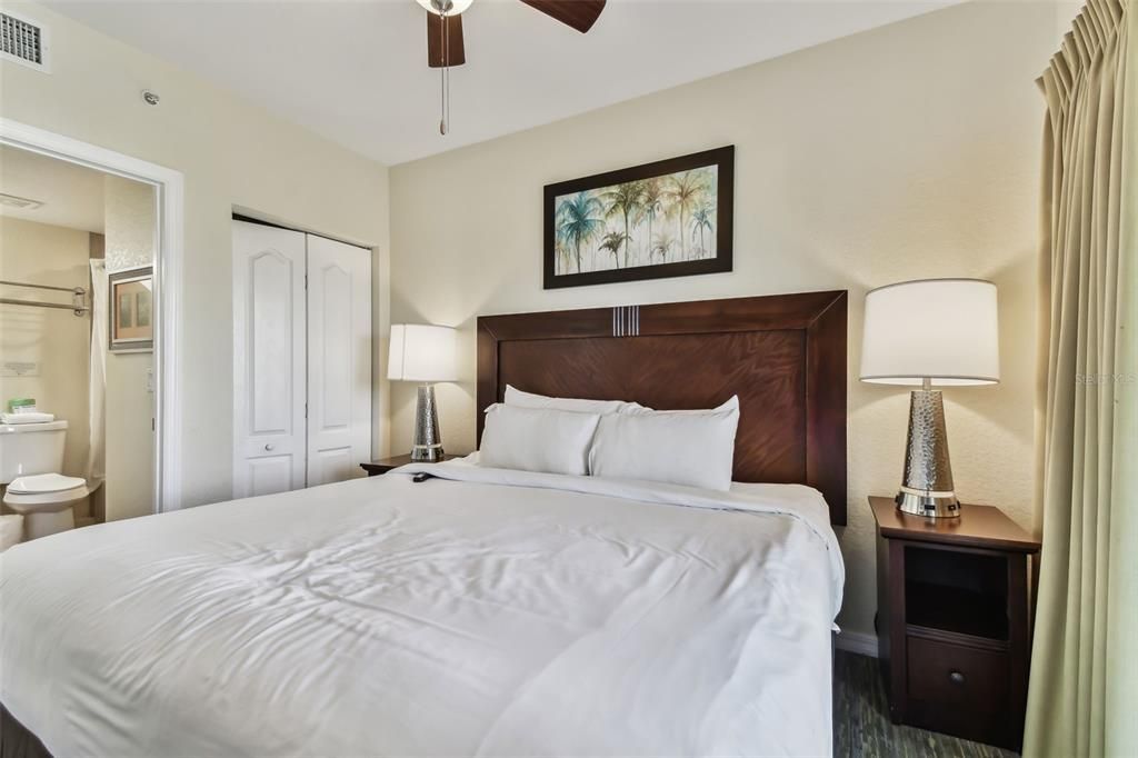 待售: $725,000 (2 贝兹, 2 浴室, 870 平方英尺)