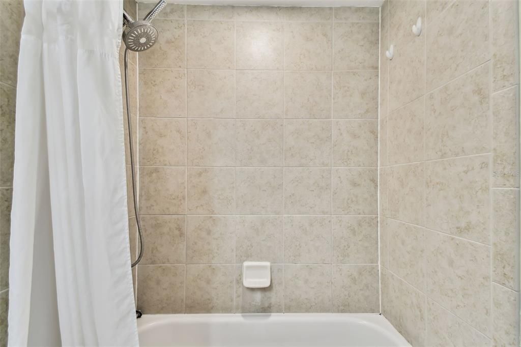 待售: $725,000 (2 贝兹, 2 浴室, 870 平方英尺)