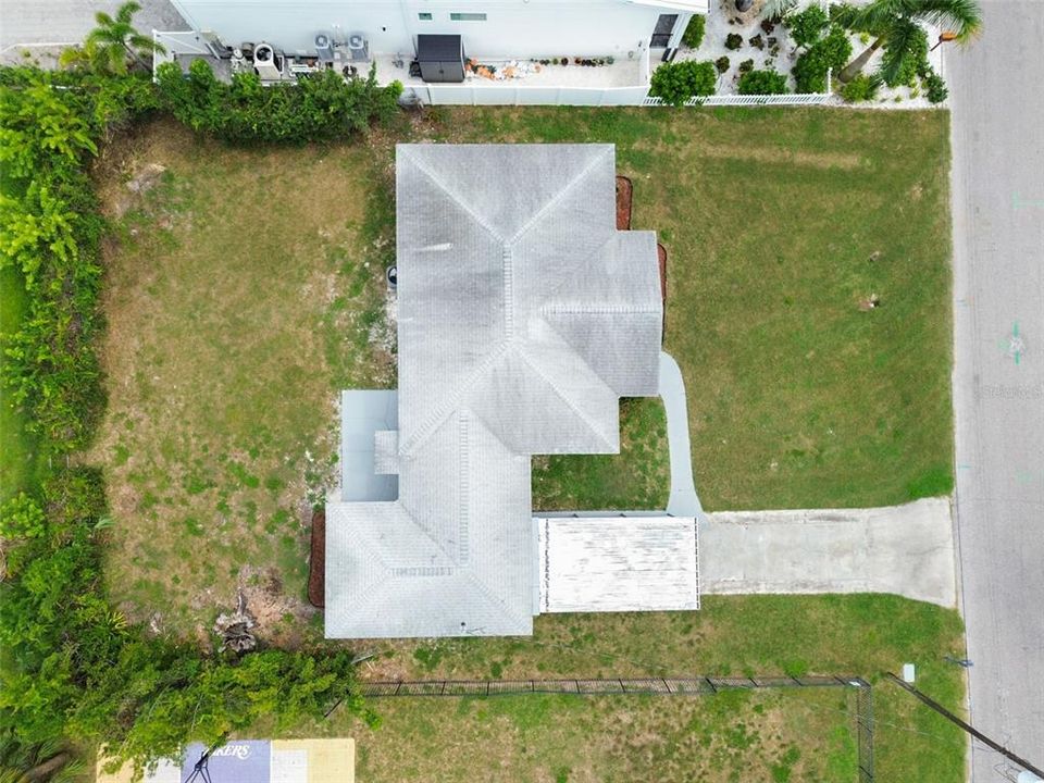 For Rent: $3,945 (4 beds, 2 baths, 1339 Square Feet)