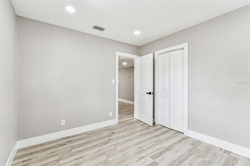 For Rent: $3,945 (4 beds, 2 baths, 1339 Square Feet)