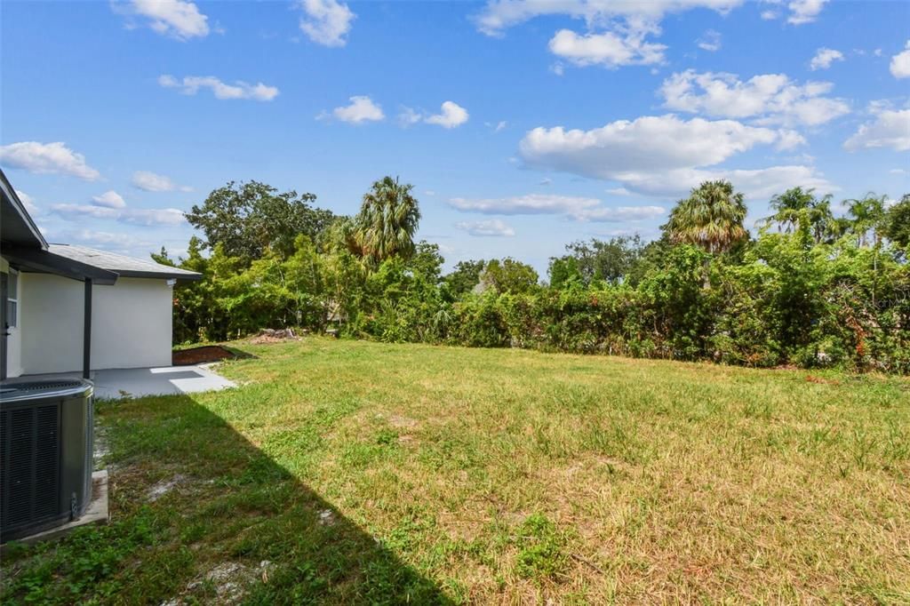 For Rent: $3,945 (4 beds, 2 baths, 1339 Square Feet)