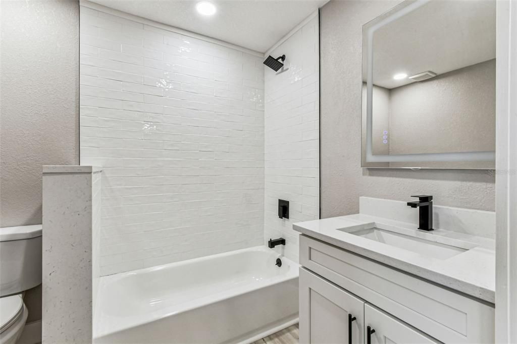 For Rent: $3,945 (4 beds, 2 baths, 1339 Square Feet)