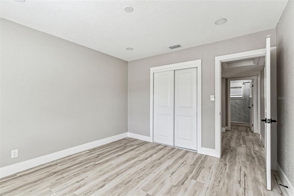 For Rent: $3,945 (4 beds, 2 baths, 1339 Square Feet)