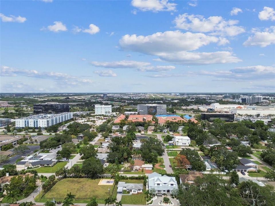 For Rent: $3,945 (4 beds, 2 baths, 1339 Square Feet)