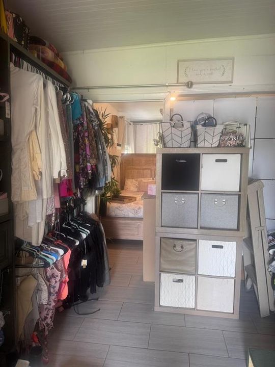 待售: $70,000 (3 贝兹, 2 浴室, 728 平方英尺)