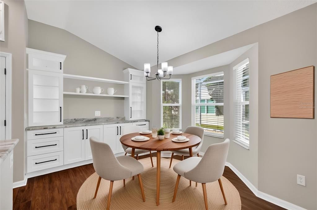 For Sale: $419,000 (3 beds, 2 baths, 1724 Square Feet)