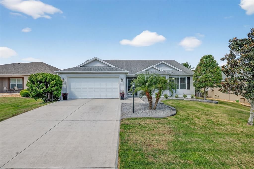 For Sale: $419,000 (3 beds, 2 baths, 1724 Square Feet)