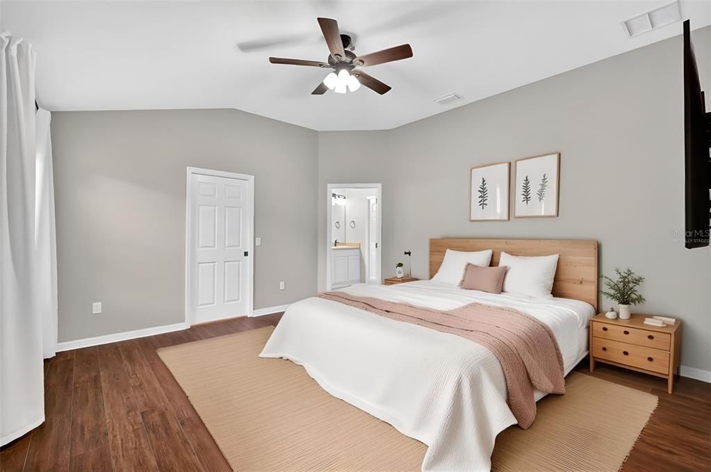 For Sale: $419,000 (3 beds, 2 baths, 1724 Square Feet)