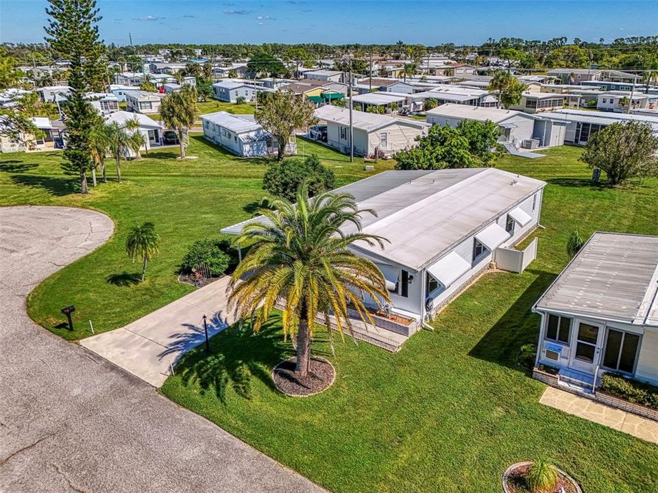 For Sale: $169,900 (2 beds, 2 baths, 1344 Square Feet)