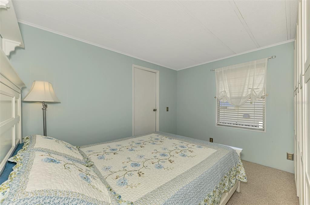 For Sale: $169,900 (2 beds, 2 baths, 1344 Square Feet)