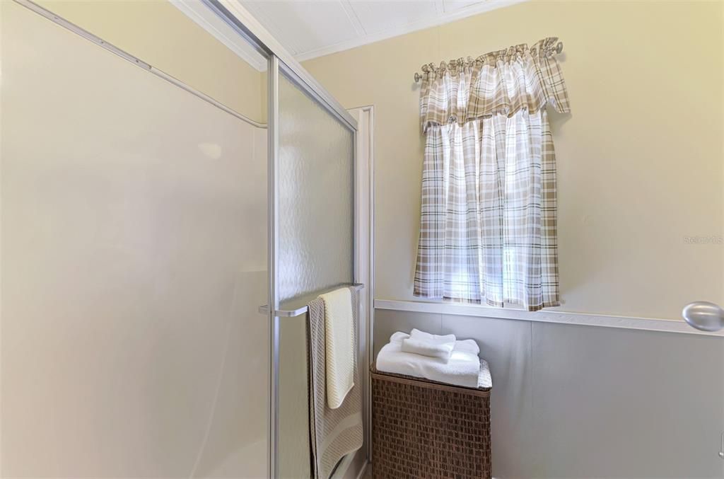 For Sale: $169,900 (2 beds, 2 baths, 1344 Square Feet)